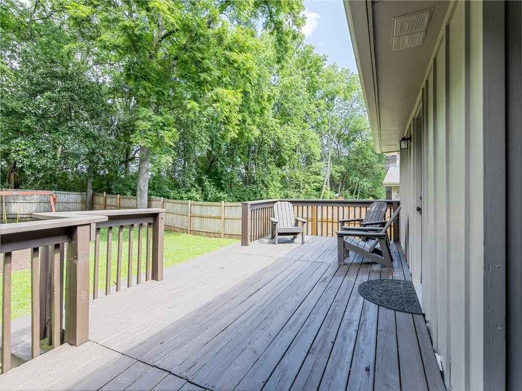 8016 Sunset Circle — photo 29