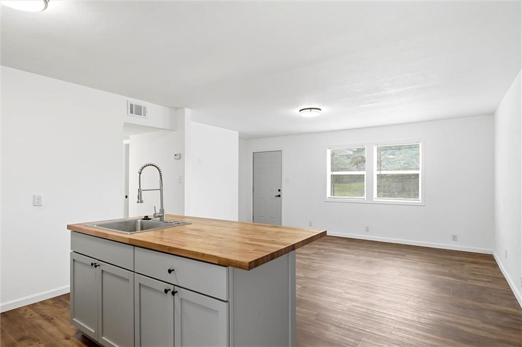 2510 SE Wisconsin Avenue — photo 10