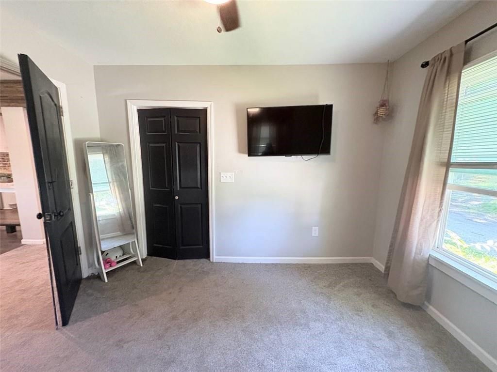 Photo 9 of 14 - 807 4th Street, Osawatomie, KS 66064