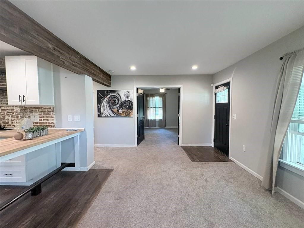 Photo 10 of 14 - 807 4th Street, Osawatomie, KS 66064