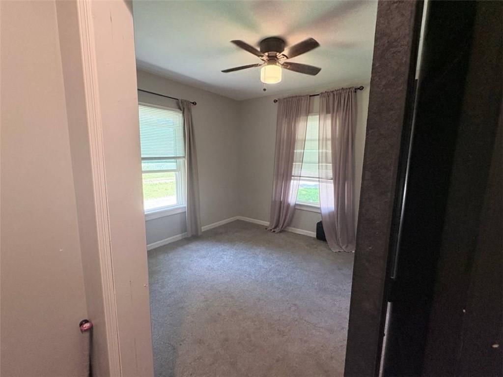 Photo 11 of 14 - 807 4th Street, Osawatomie, KS 66064
