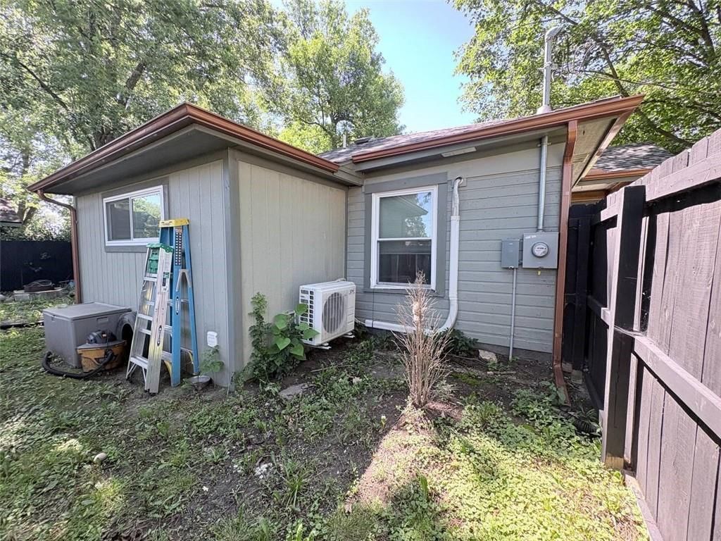Photo 14 of 14 - 807 4th Street, Osawatomie, KS 66064