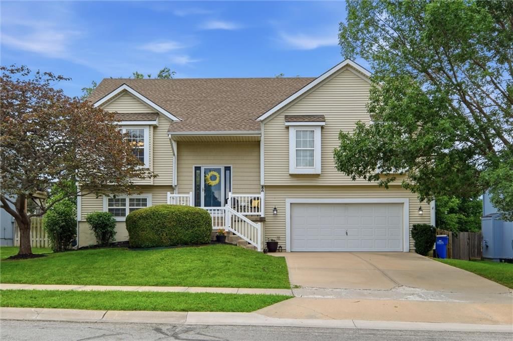 800 S Meadowbrook Street — photo 1