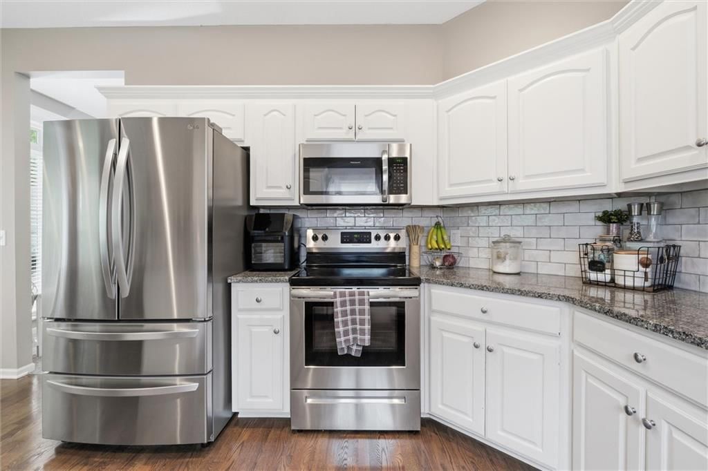 800 S Meadowbrook Street — photo 11