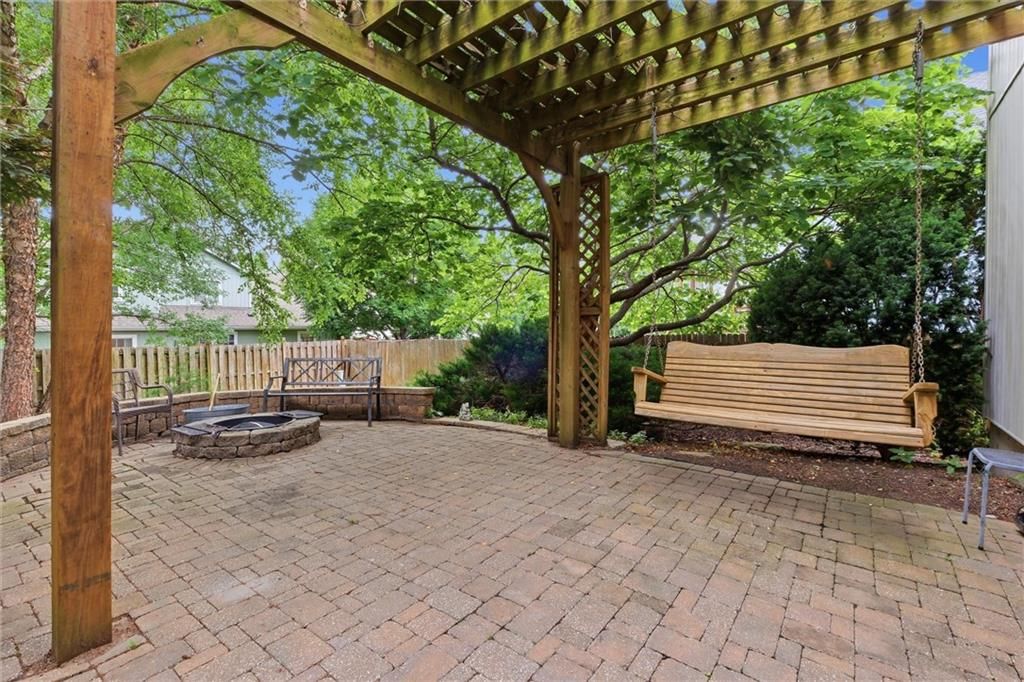 800 S Meadowbrook Street — photo 25