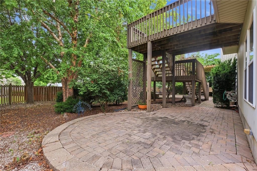 800 S Meadowbrook Street — photo 26
