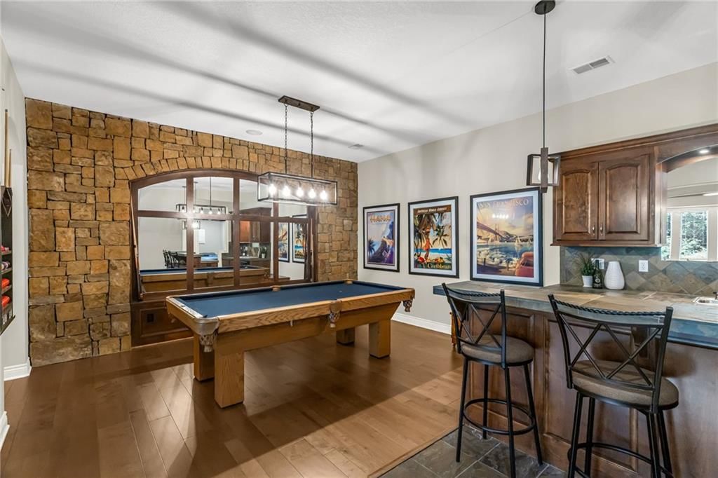 2421 NE Lake Breeze Drive — photo 19
