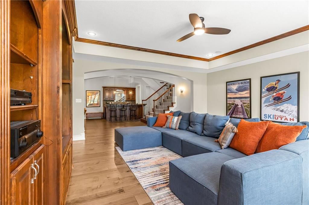 2421 NE Lake Breeze Drive — photo 22