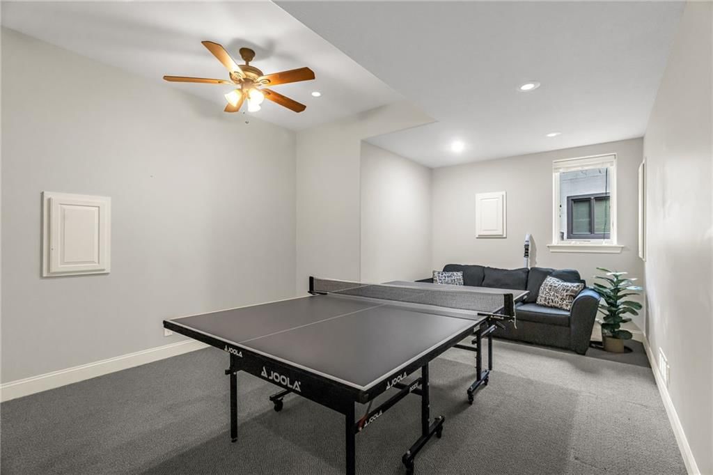 2421 NE Lake Breeze Drive — photo 23
