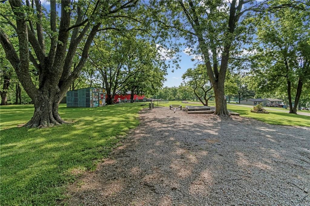 4640 SE Kickapoo Drive — photo 32