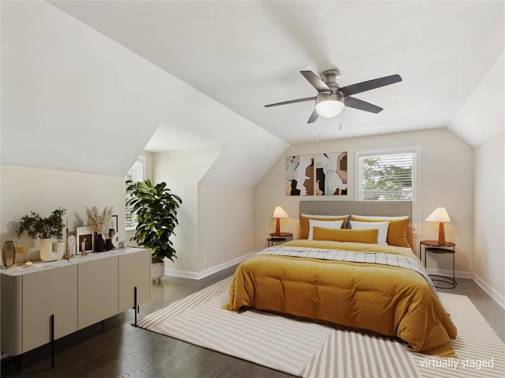 Photo 26 of 41 - 909 NE Vivion Road, Kansas City, MO 64118