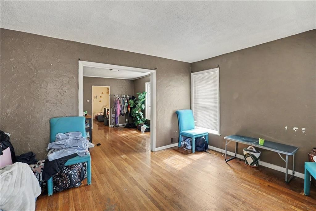 3915 Norledge Avenue — photo 4