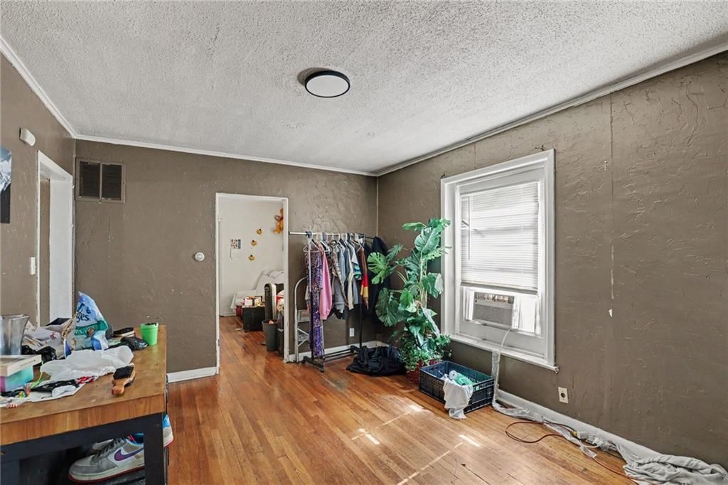 3915 Norledge Avenue — photo 5