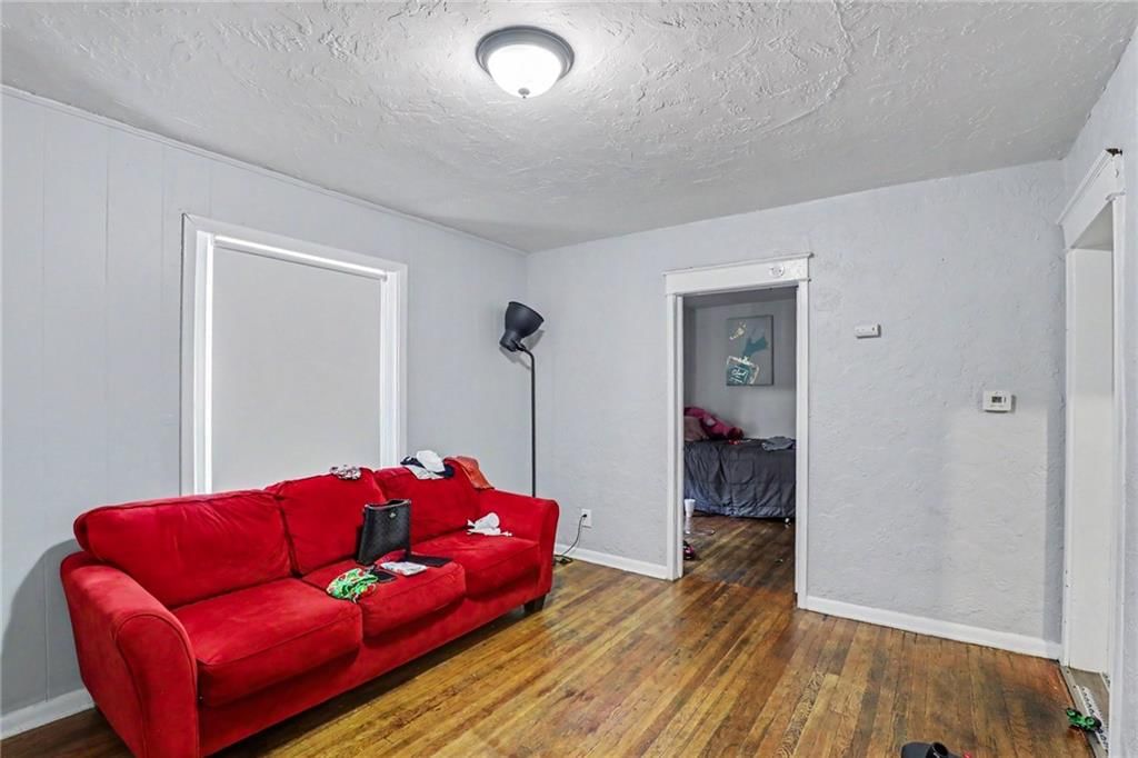 3915 Norledge Avenue — photo 7