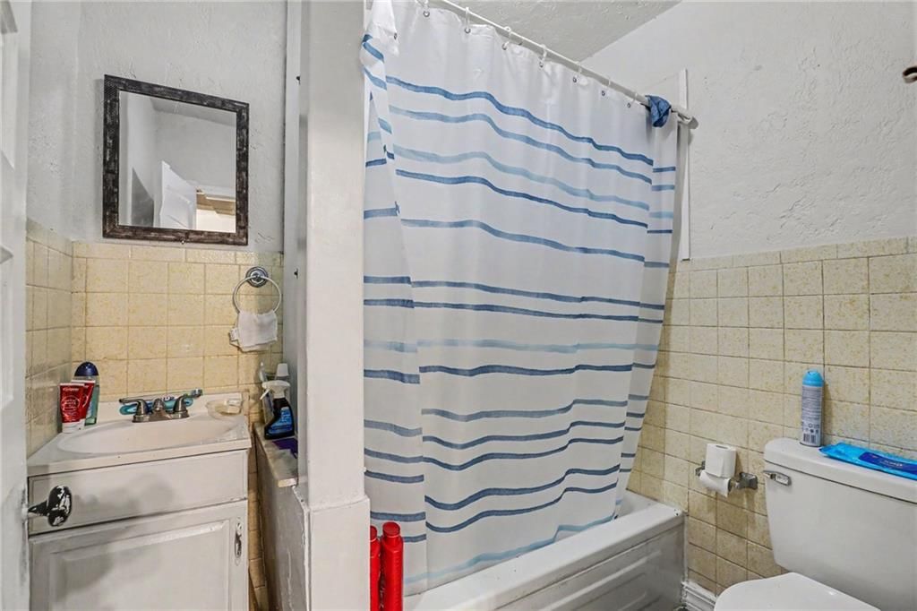 3915 Norledge Avenue — photo 20