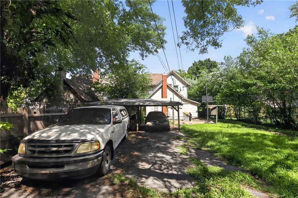 906 Columbia Avenue — photo 3