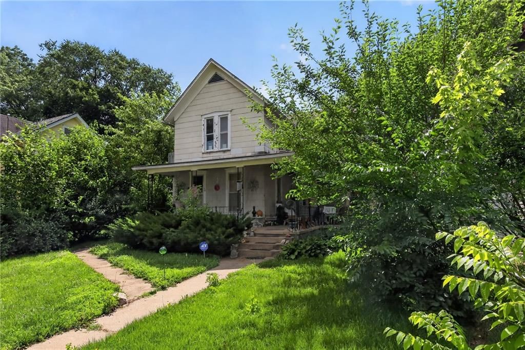 906 Columbia Avenue — photo 4