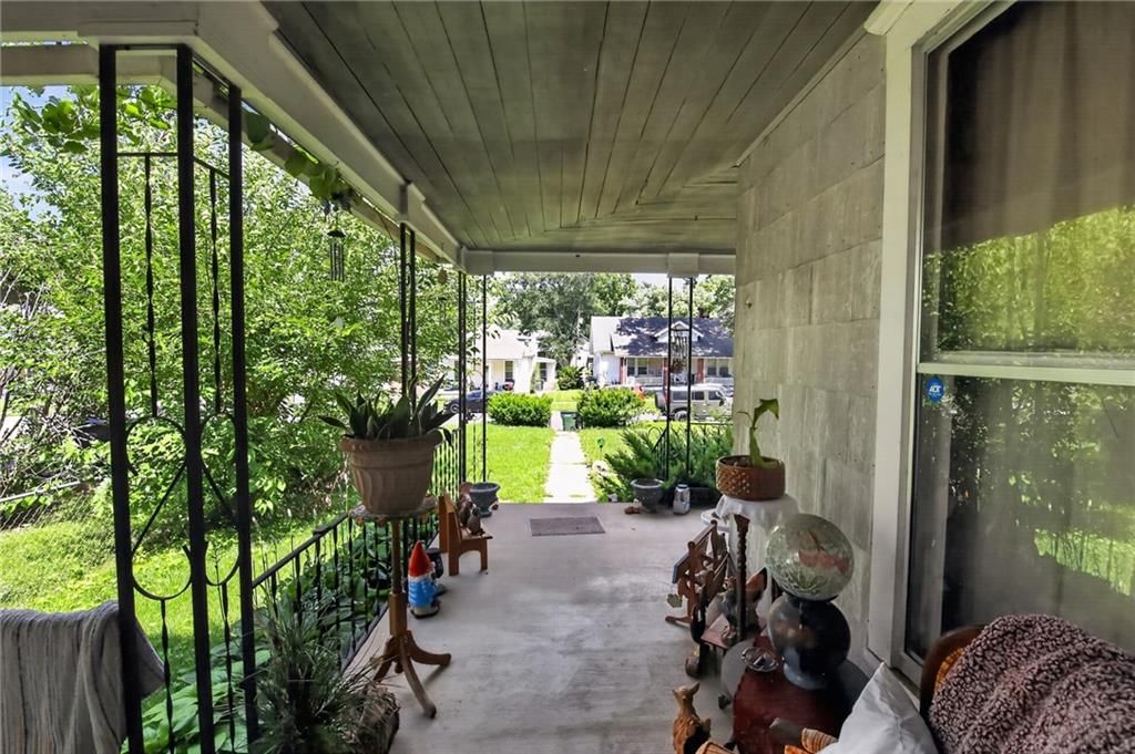 906 Columbia Avenue — photo 5