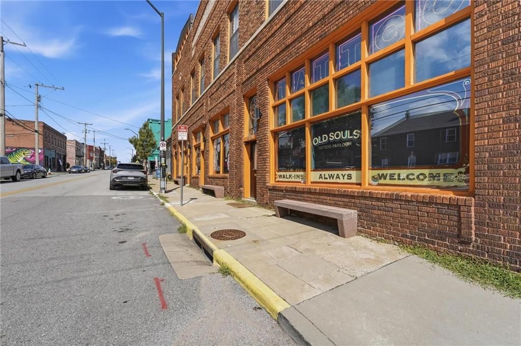 918 E 5th Street — photo 26