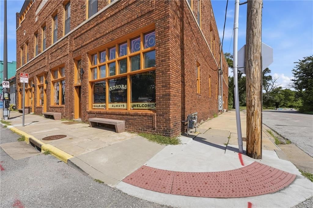 918 E 5th Street — photo 27