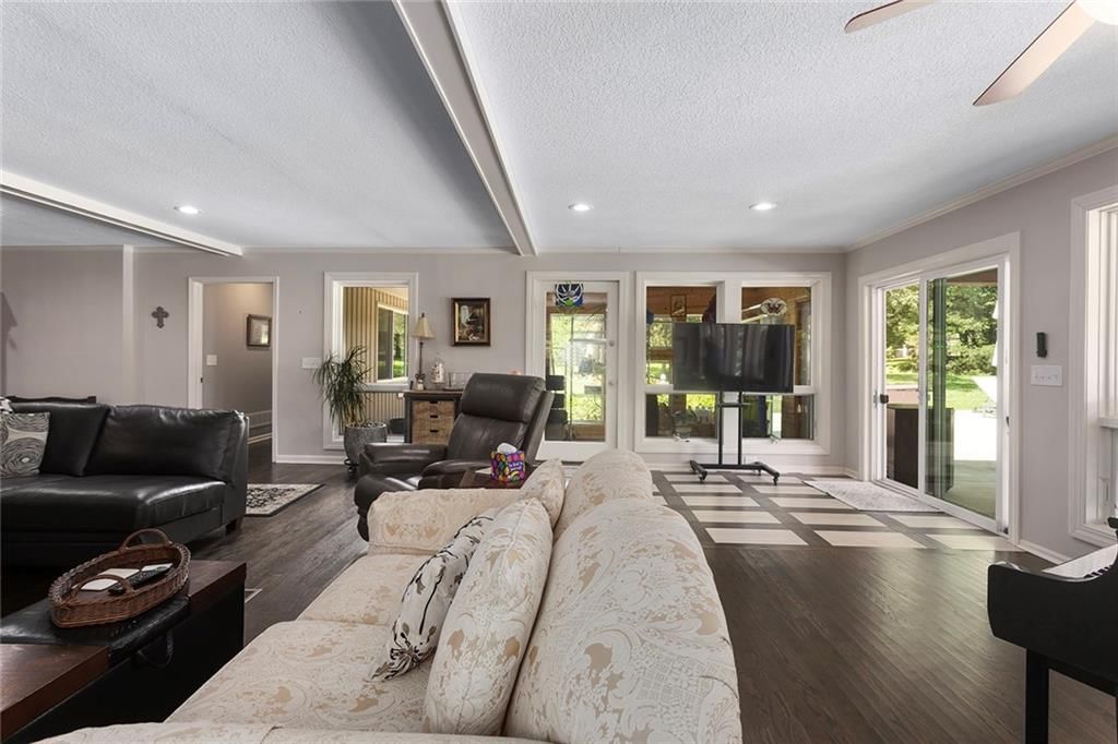 7327 Hardy Street — photo 7