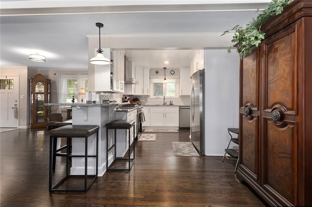 7327 Hardy Street — photo 12