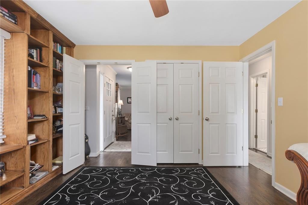 7327 Hardy Street — photo 17