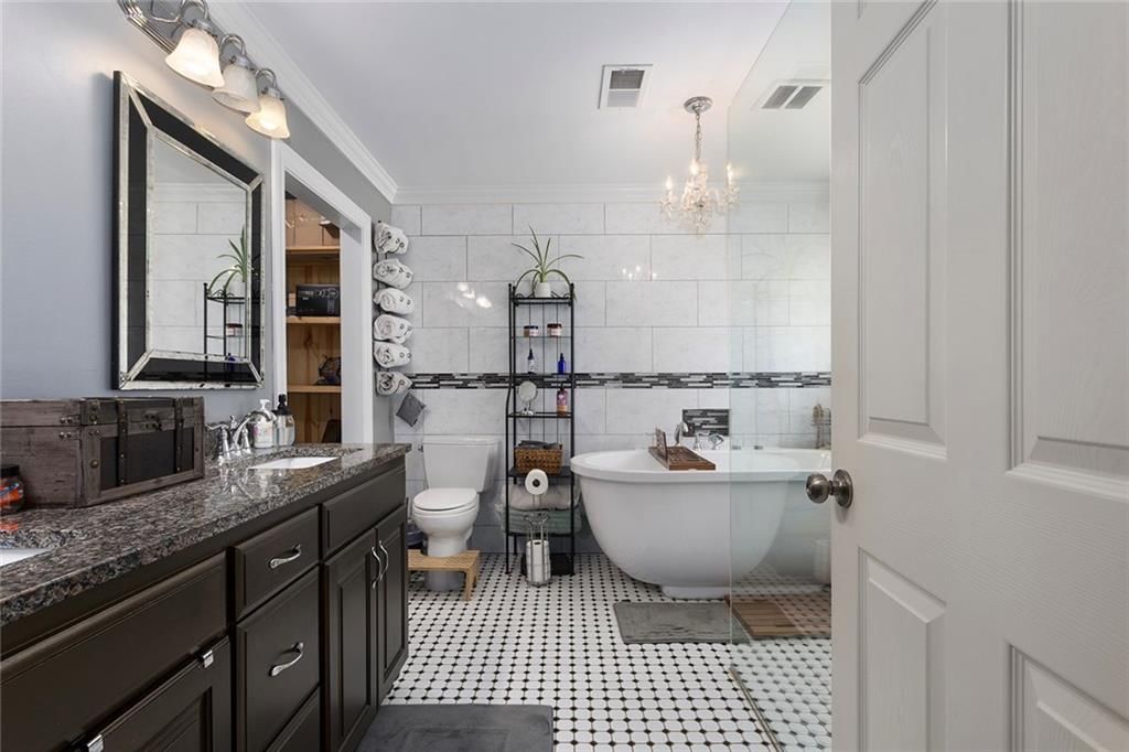 7327 Hardy Street — photo 22