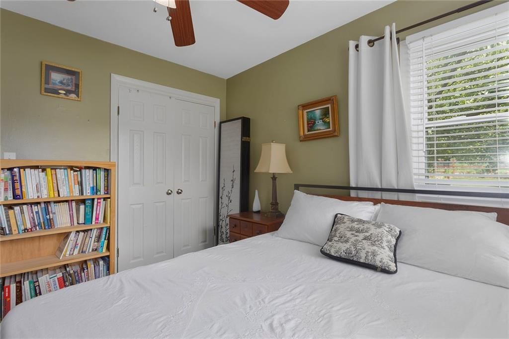 7327 Hardy Street — photo 25