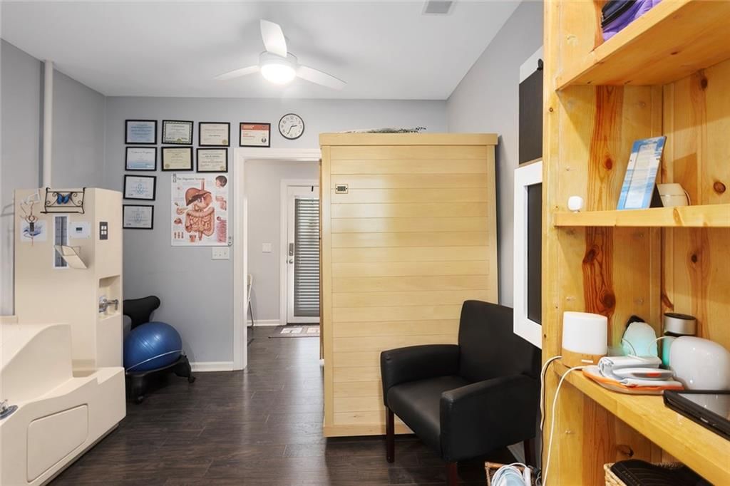 7327 Hardy Street — photo 26