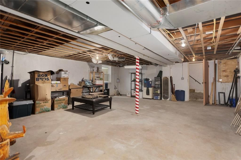 7327 Hardy Street — photo 54