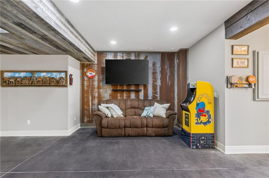 8030 N Caldwell Avenue — photo 30