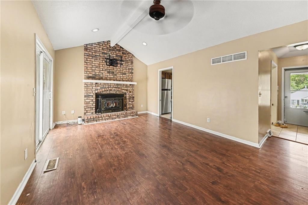1322 S Hocker Avenue — photo 11