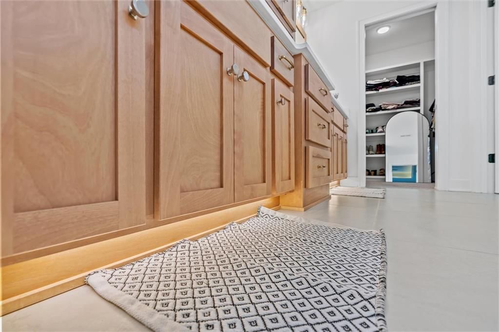2705 NE Wheatley Drive — photo 30