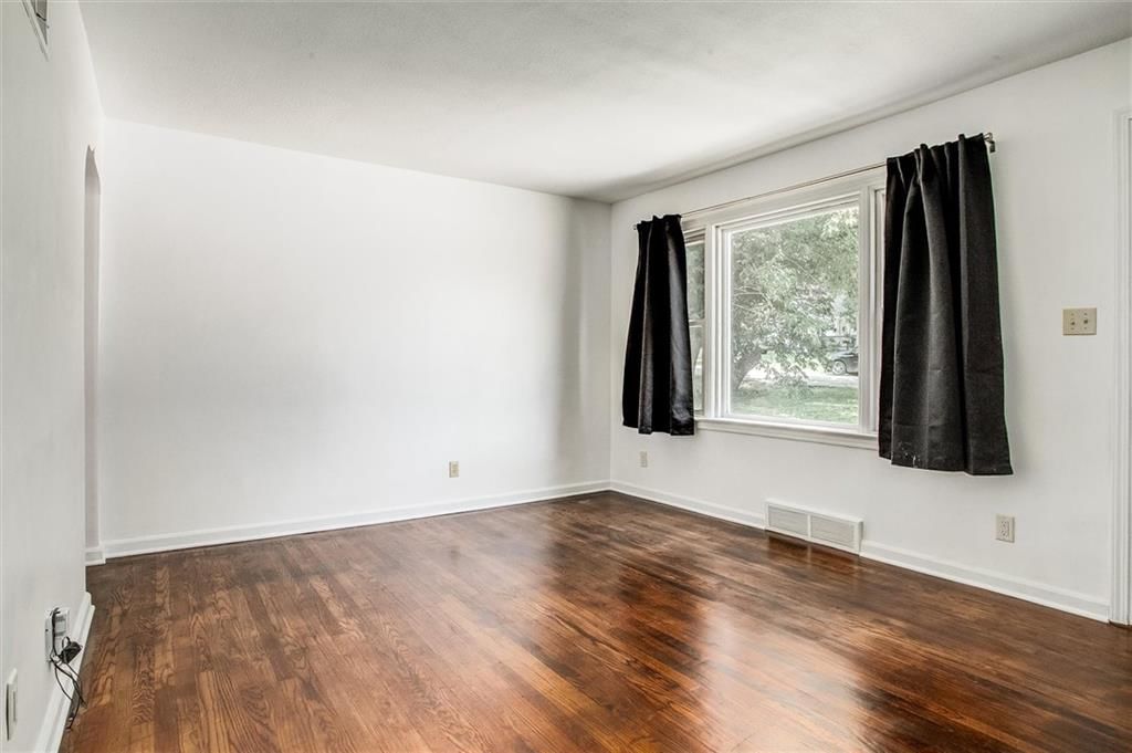 9705 E 66 Street — photo 5