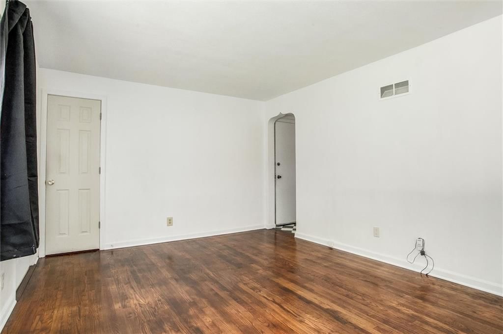 9705 E 66 Street — photo 7