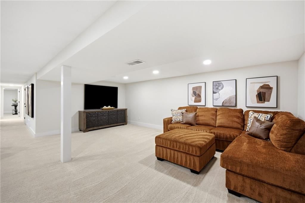 10322 Sagamore Lane — photo 34