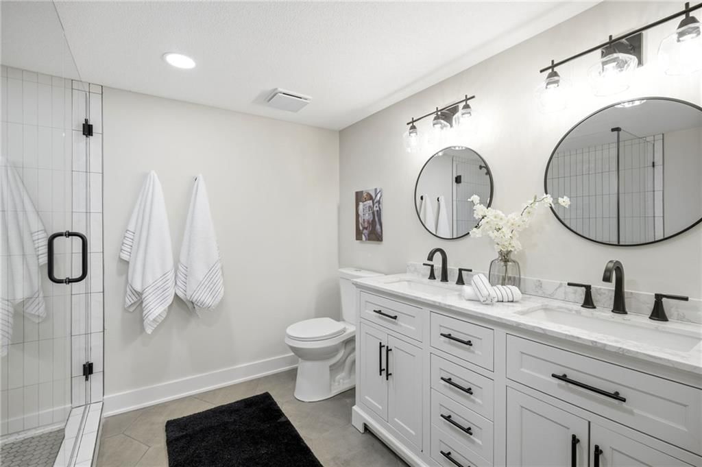 10322 Sagamore Lane — photo 40