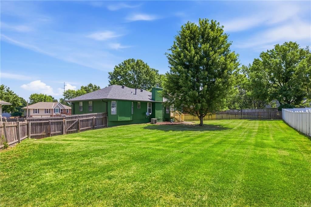 1210 NE Richardson Place — photo 35
