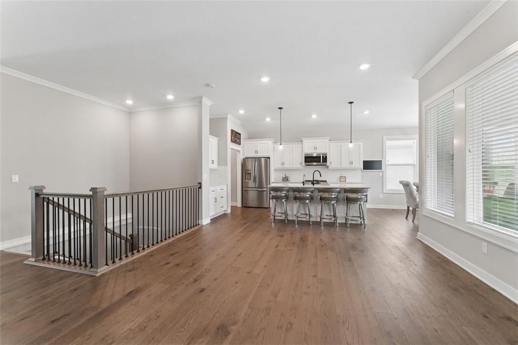 141 SE Griffin Street — photo 8