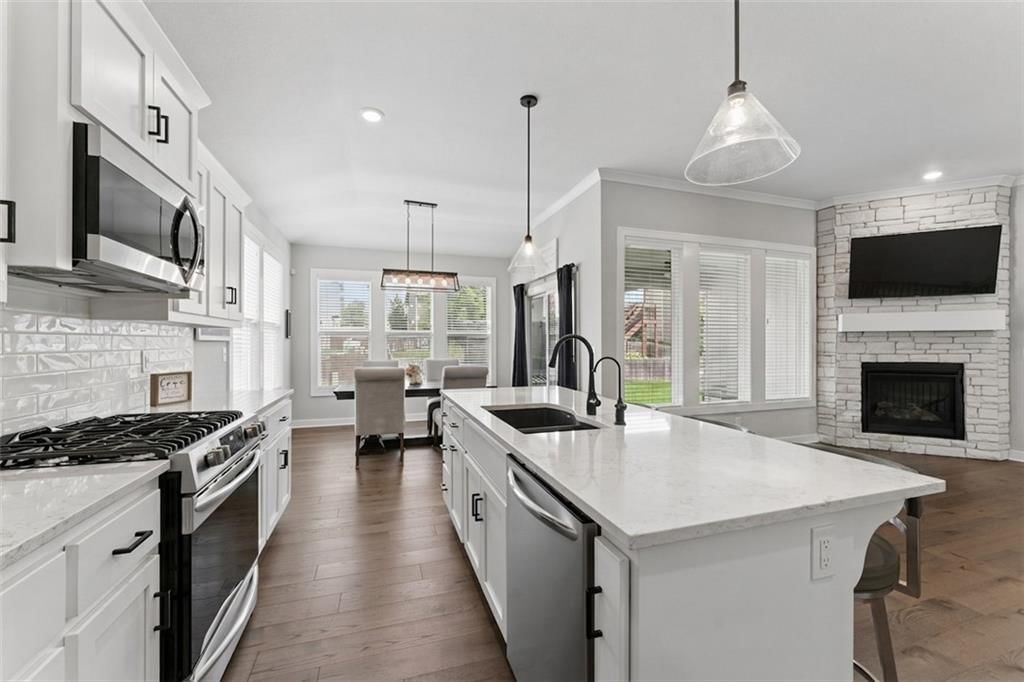 141 SE Griffin Street — photo 16