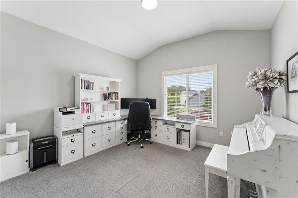 141 SE Griffin Street — photo 24