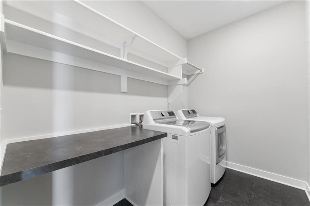 141 SE Griffin Street — photo 26