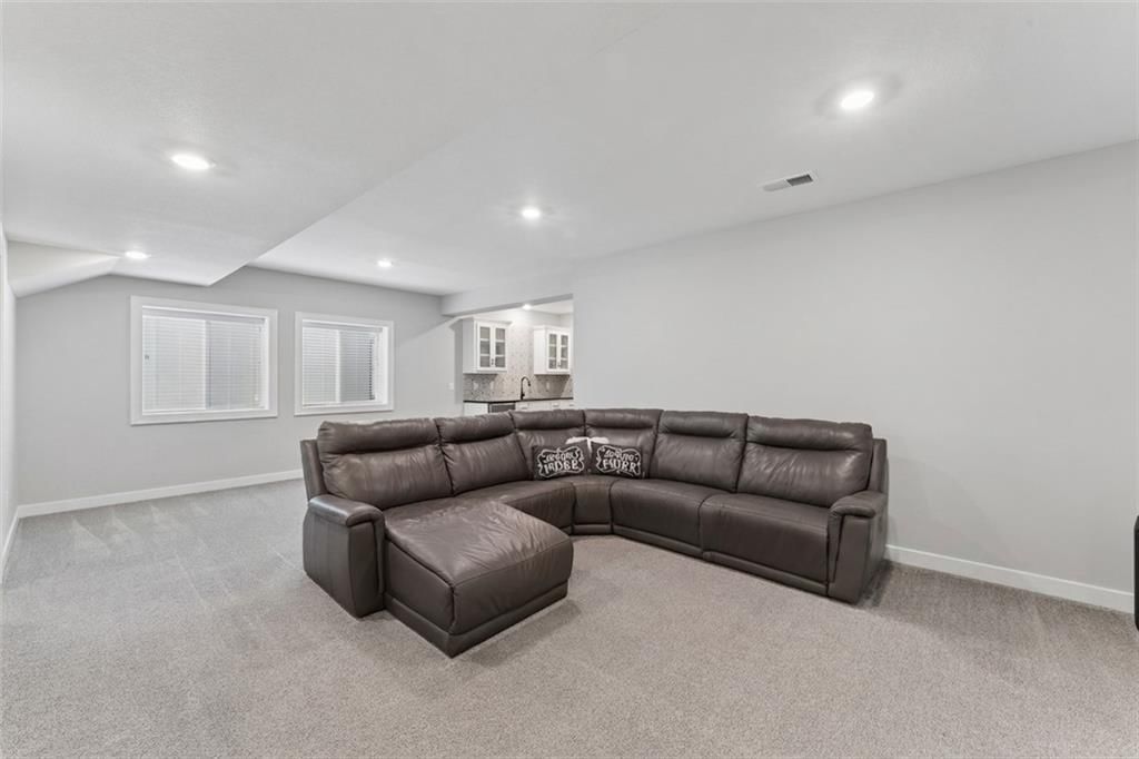 141 SE Griffin Street — photo 31
