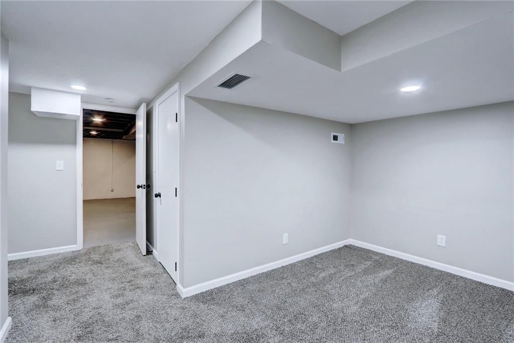5520 Blue Ridge Boulevard — photo 24