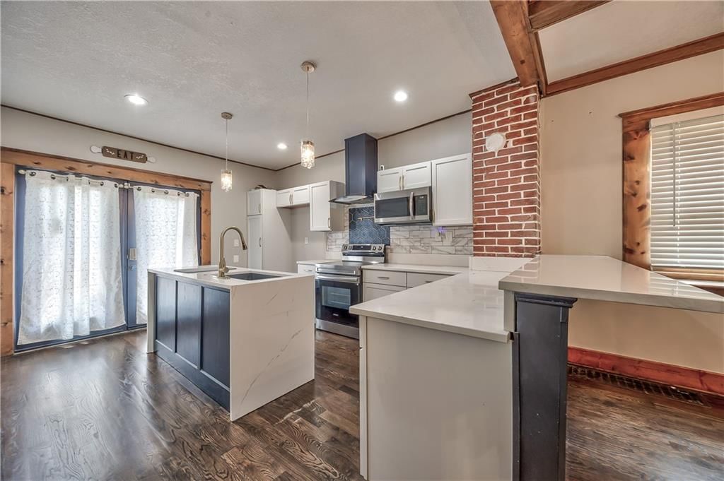 2941 Victor Street — photo 9