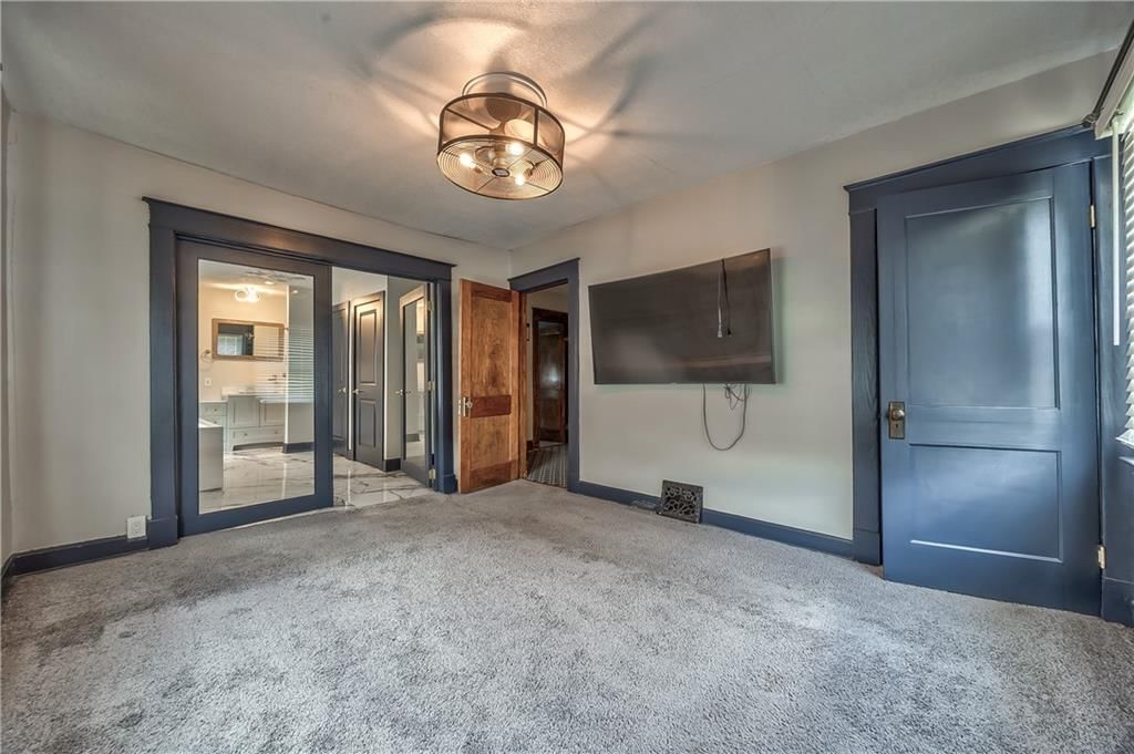 2941 Victor Street — photo 16