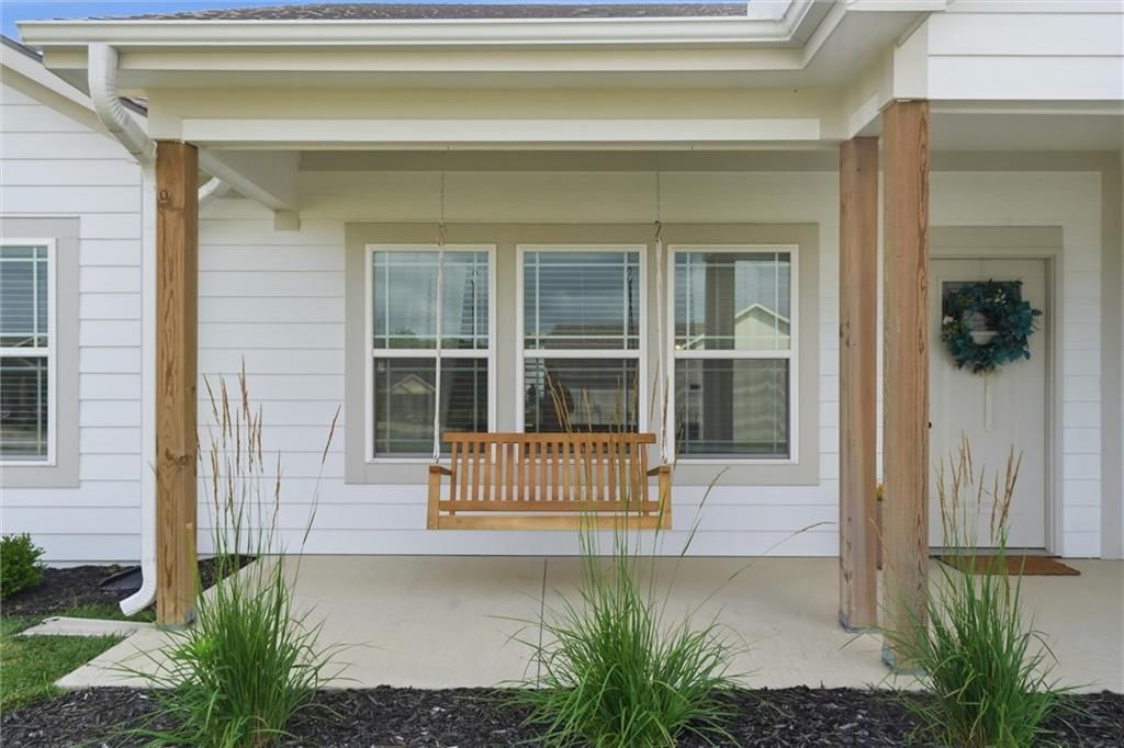 1315 NE Redwood Court — photo 5