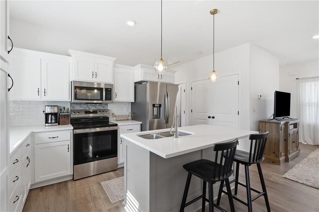 1315 NE Redwood Court — photo 12
