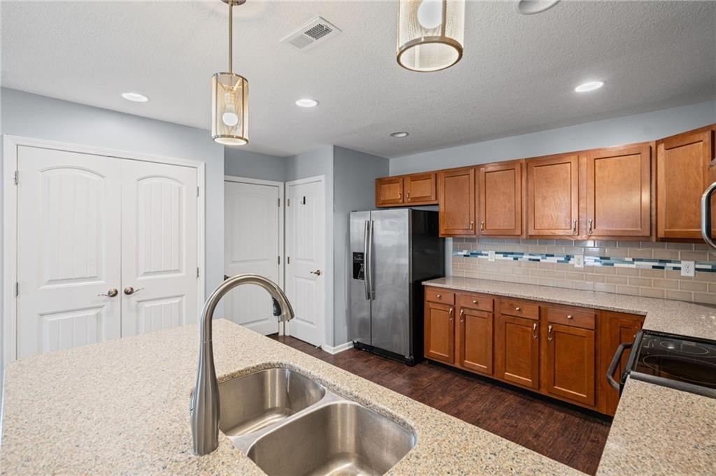 1719 Jo Ann Drive — photo 9